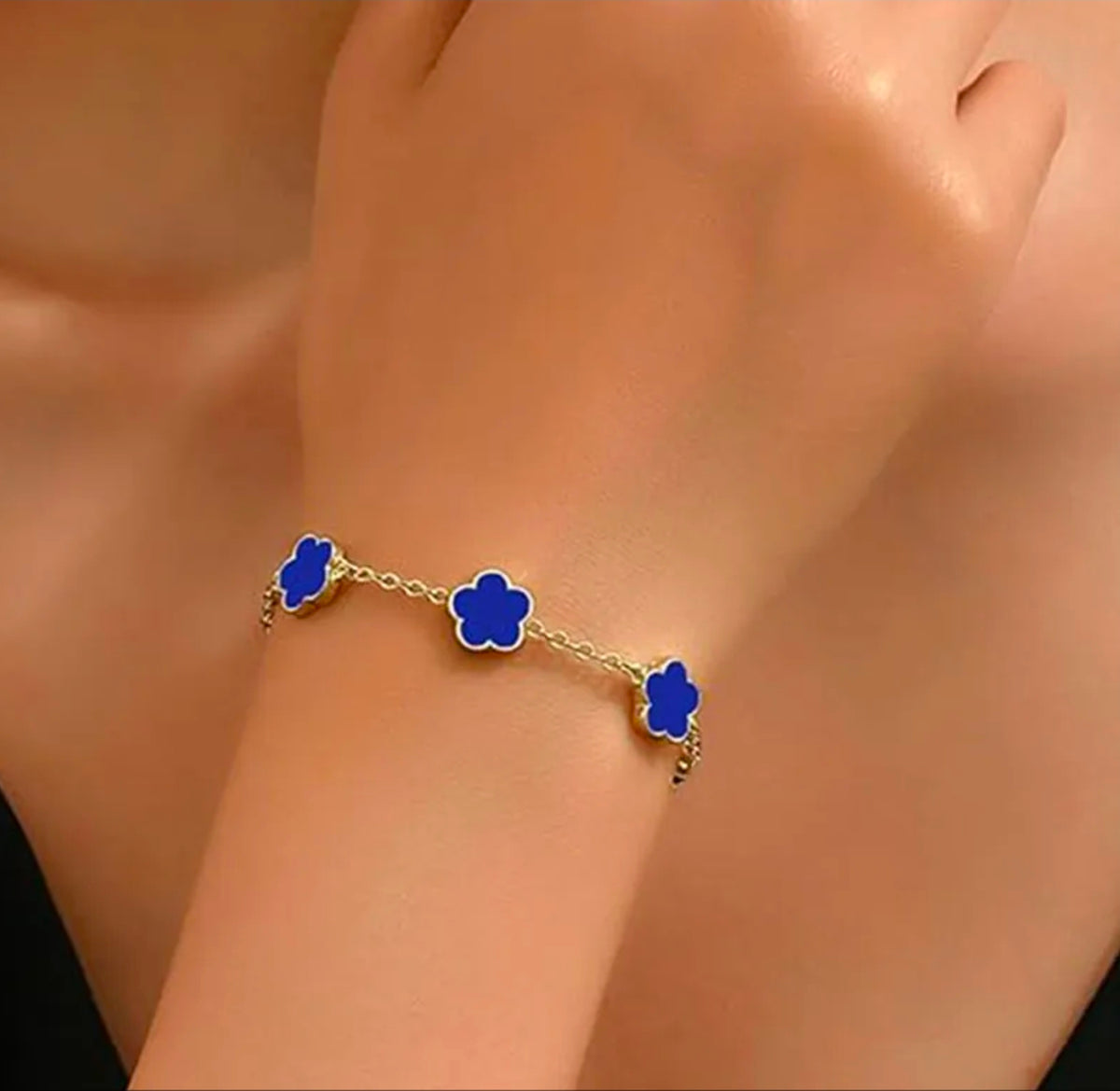 Gold Five Flower Charm Bracelet