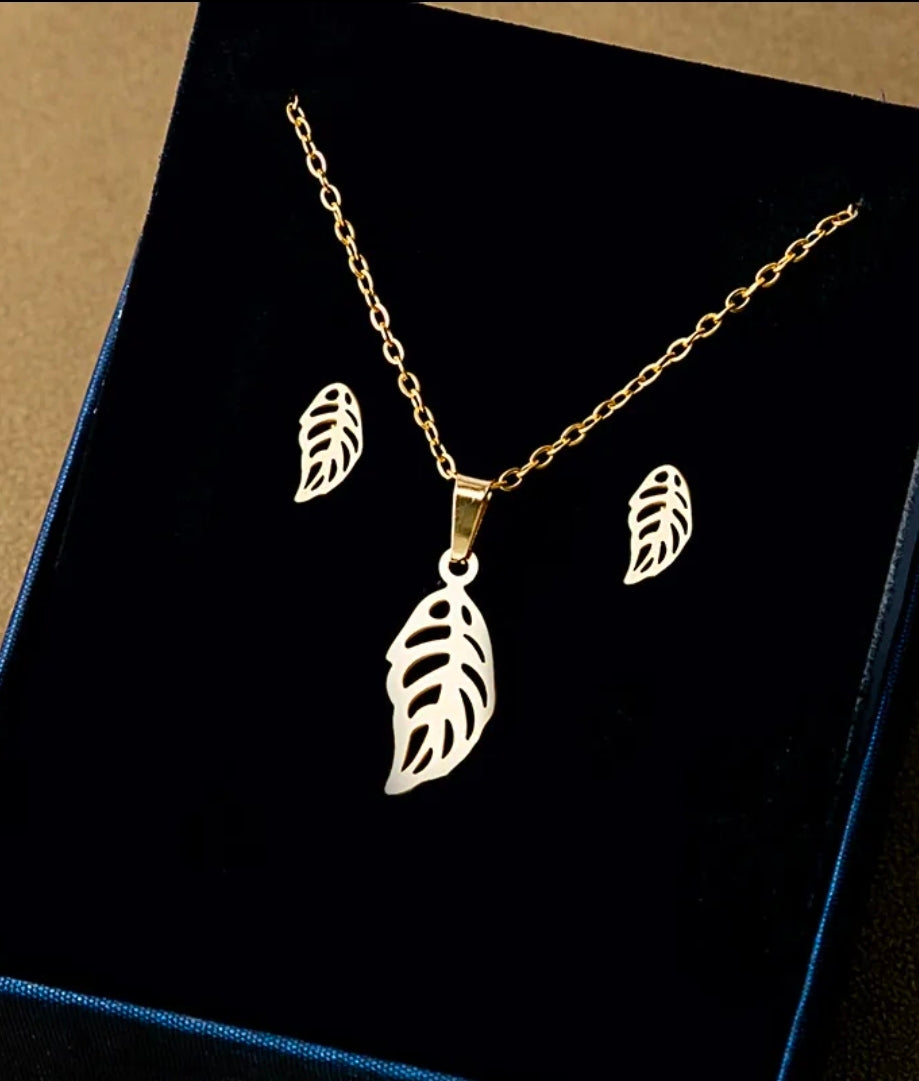 Leaf Shape Fashion Jewelry Necklace And Earrings For Women 304 Stainless Steel Gift Set