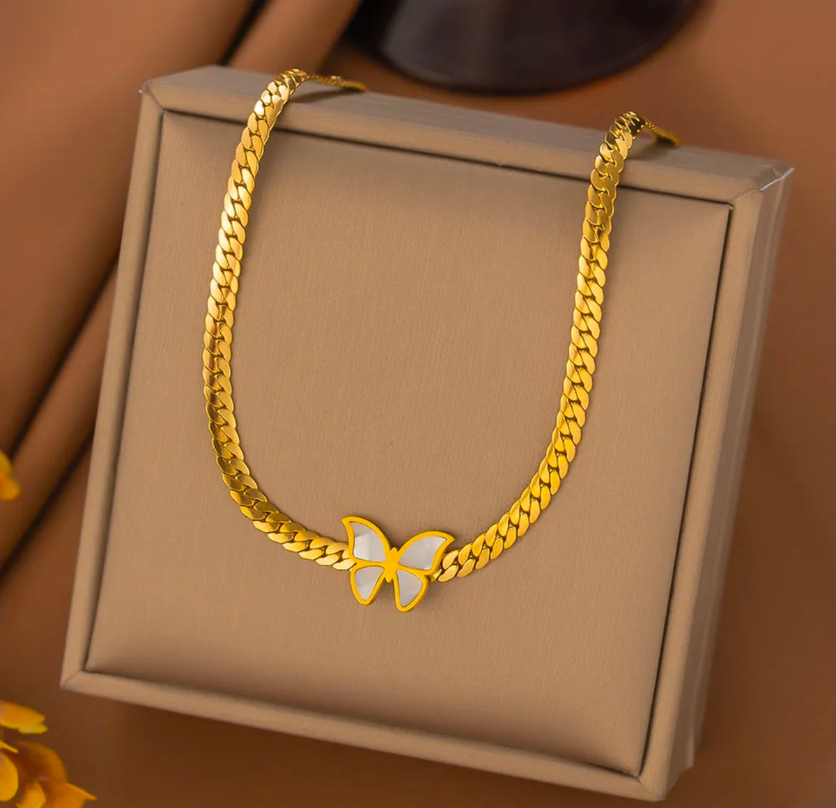 White Shell Butterfly Gold Plated Stainless Steel Necklace For Women Fashion Jewelry Minimalist