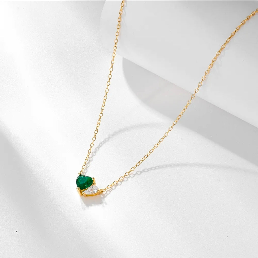 925 Sterling Silver Emerald Heart 
Zirconia Necklace For Women Elegant 
Green Heart Pear Cut Stone Pendant 
Necklaces