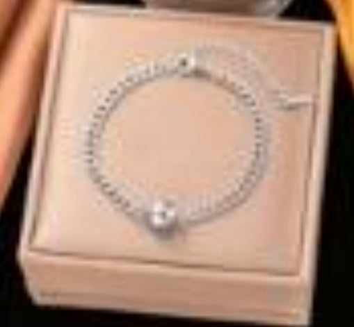 Titanium Steel 18K Gold Plated 
Bracelet For Women Fashion Luxury 
Stainless Steel Heart Butterfly Shell 
Rhinestone Charm Bracelet Jewelry Gift