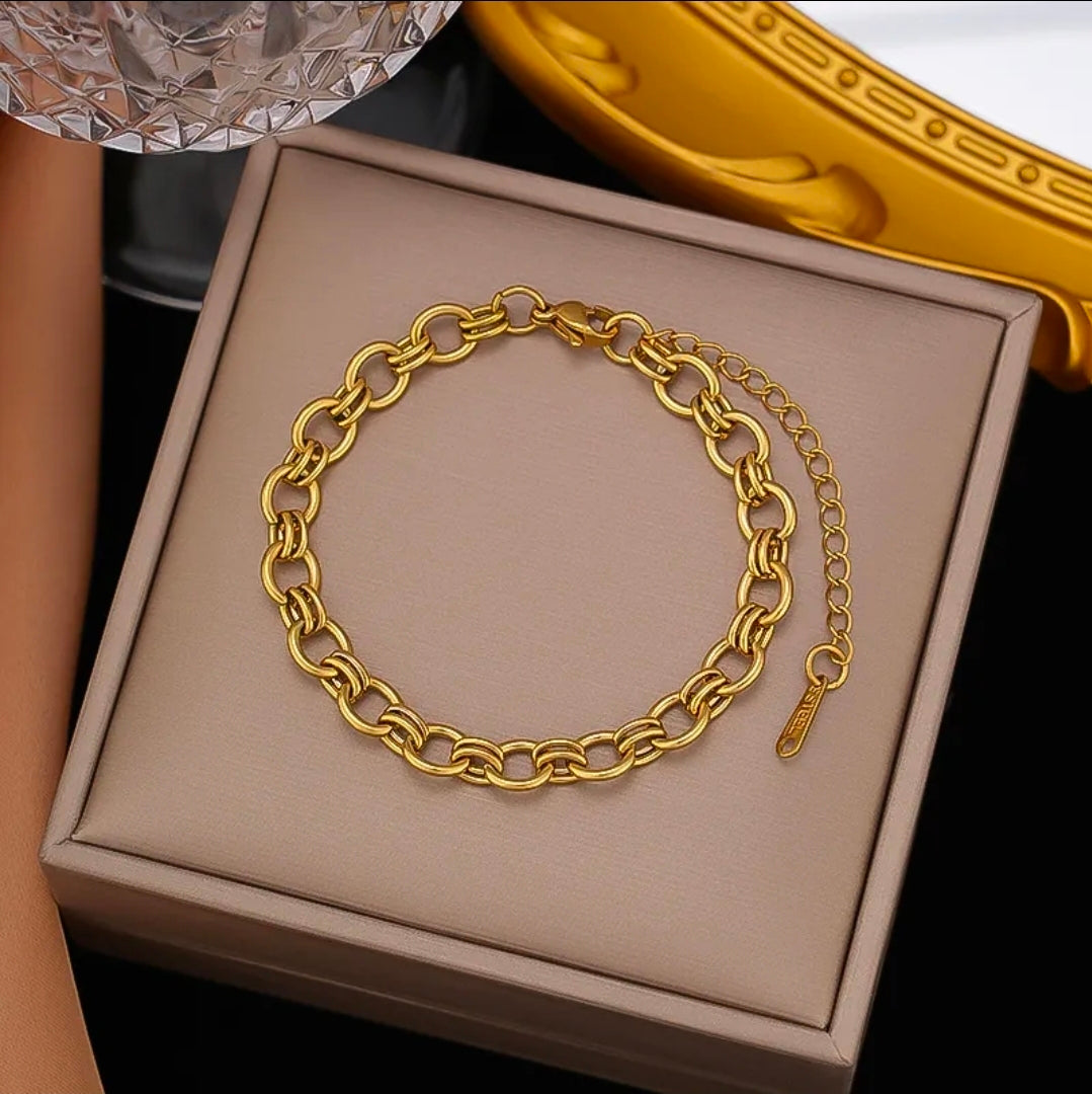 Titanium Steel 18K Gold Plated 
Bracelet For Women Fashion Luxury 
Stainless Steel Heart Butterfly Shell 
Rhinestone Charm Bracelet Jewelry Gift