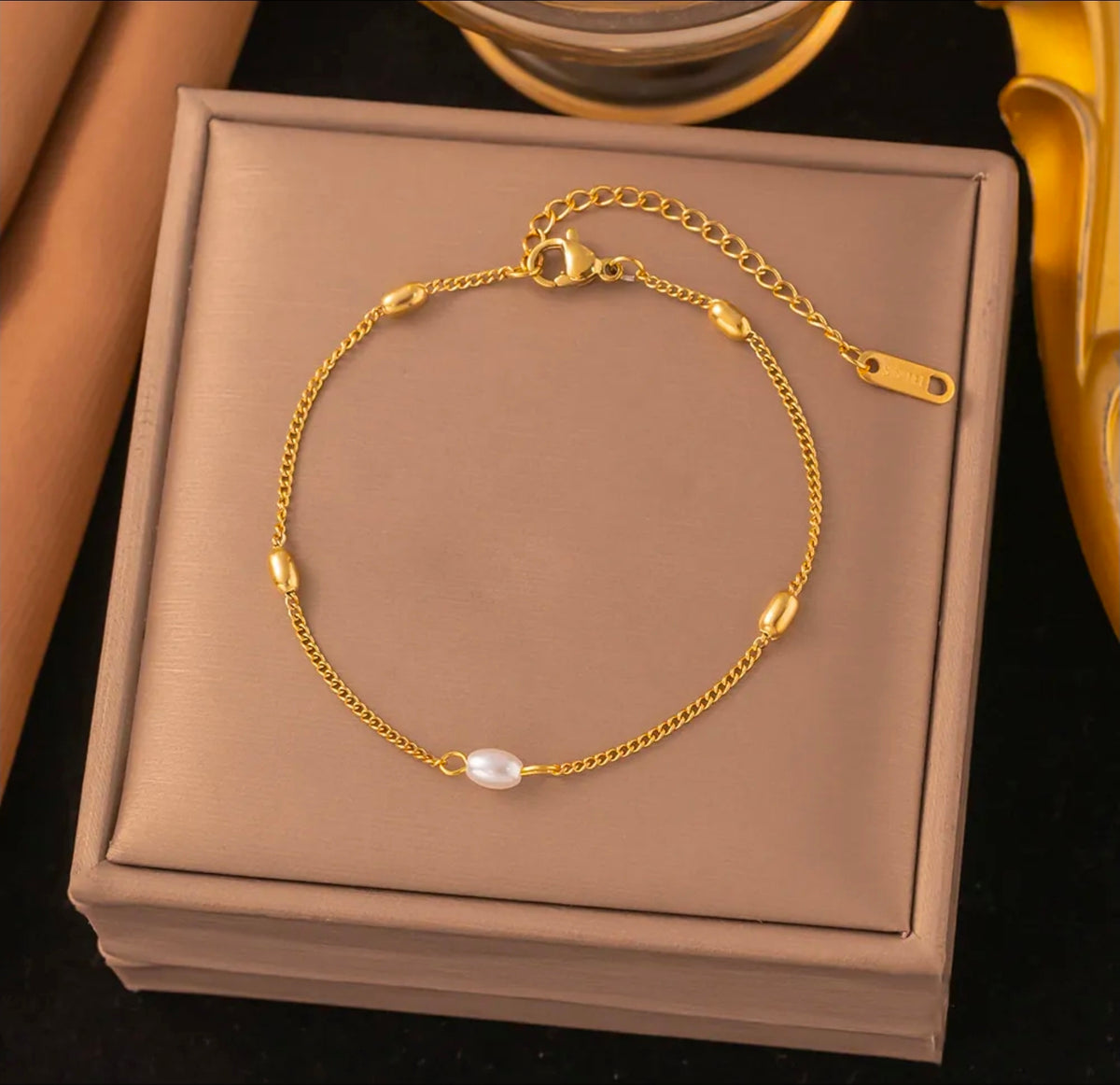 Titanium Steel 18K Gold Plated 
Bracelet For Women Fashion Luxury 
Stainless Steel Heart Butterfly Shell 
Rhinestone Charm Bracelet Jewelry Gift