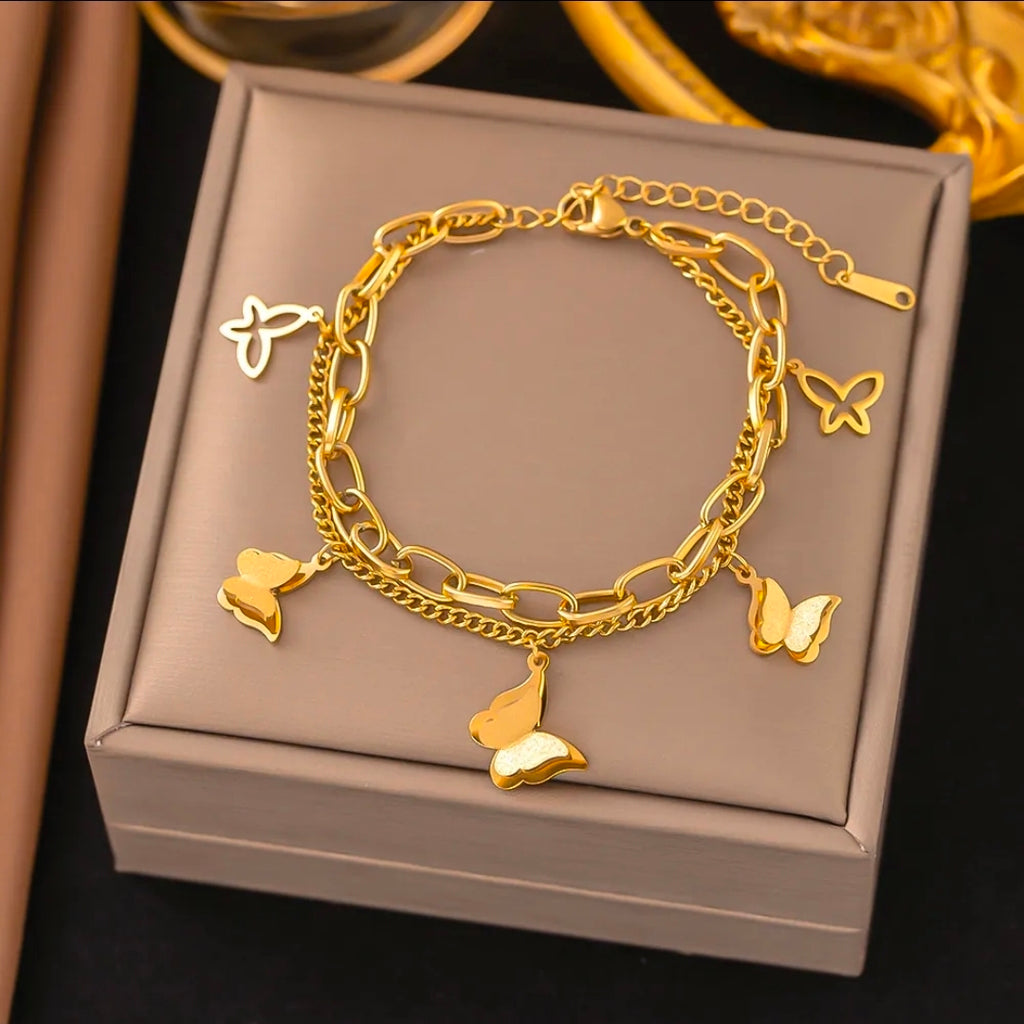 Titanium Steel 18K Gold Plated 
Bracelet For Women Fashion Luxury 
Stainless Steel Heart Butterfly Shell 
Rhinestone Charm Bracelet Jewelry Gift