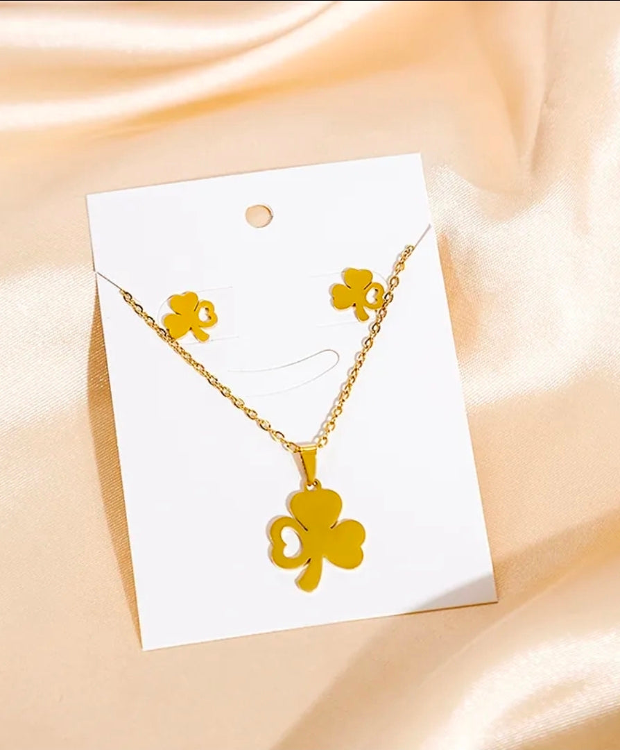 Heart Clover Style Fashion Jewelry Necklace And Earrings For Women 304 Stainless Steel Gift Set