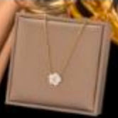 Gold Plated Stainless Steel Necklace For Women Fashion Shell Flower Pendant Elegant Jewelry Minimalist