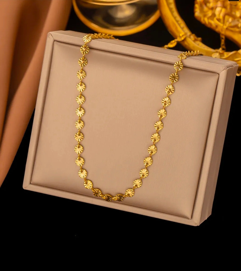 Gold Embossed Round Sunflower Plate Pendant Necklace